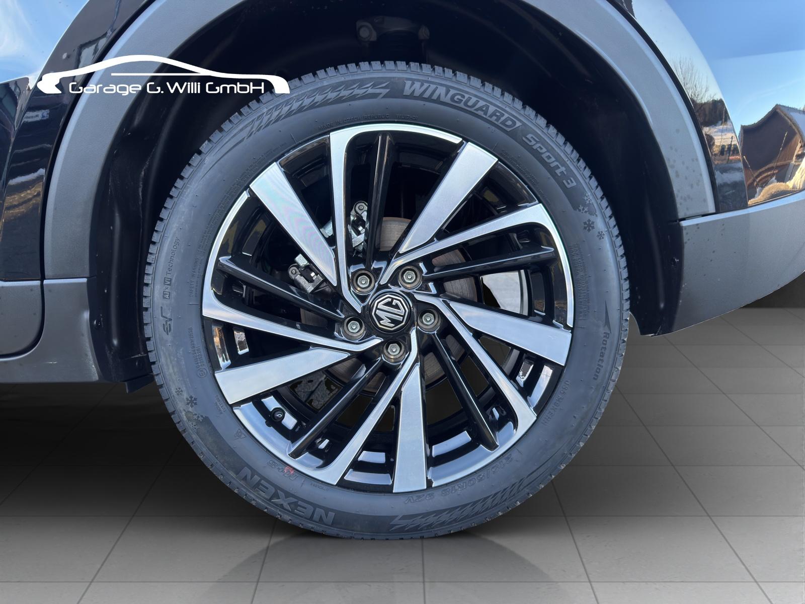 MG ZS 1.5 Hybrid+ Luxury-image-21