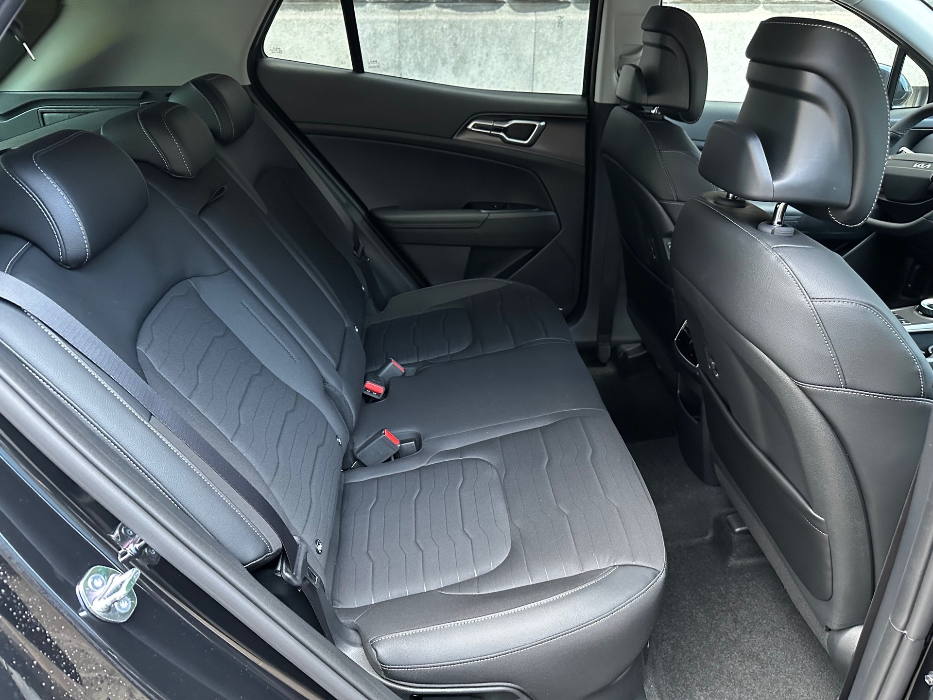 KIA Sportage 1.6T-GDi HEV Power Edition 4x4 A-image-11