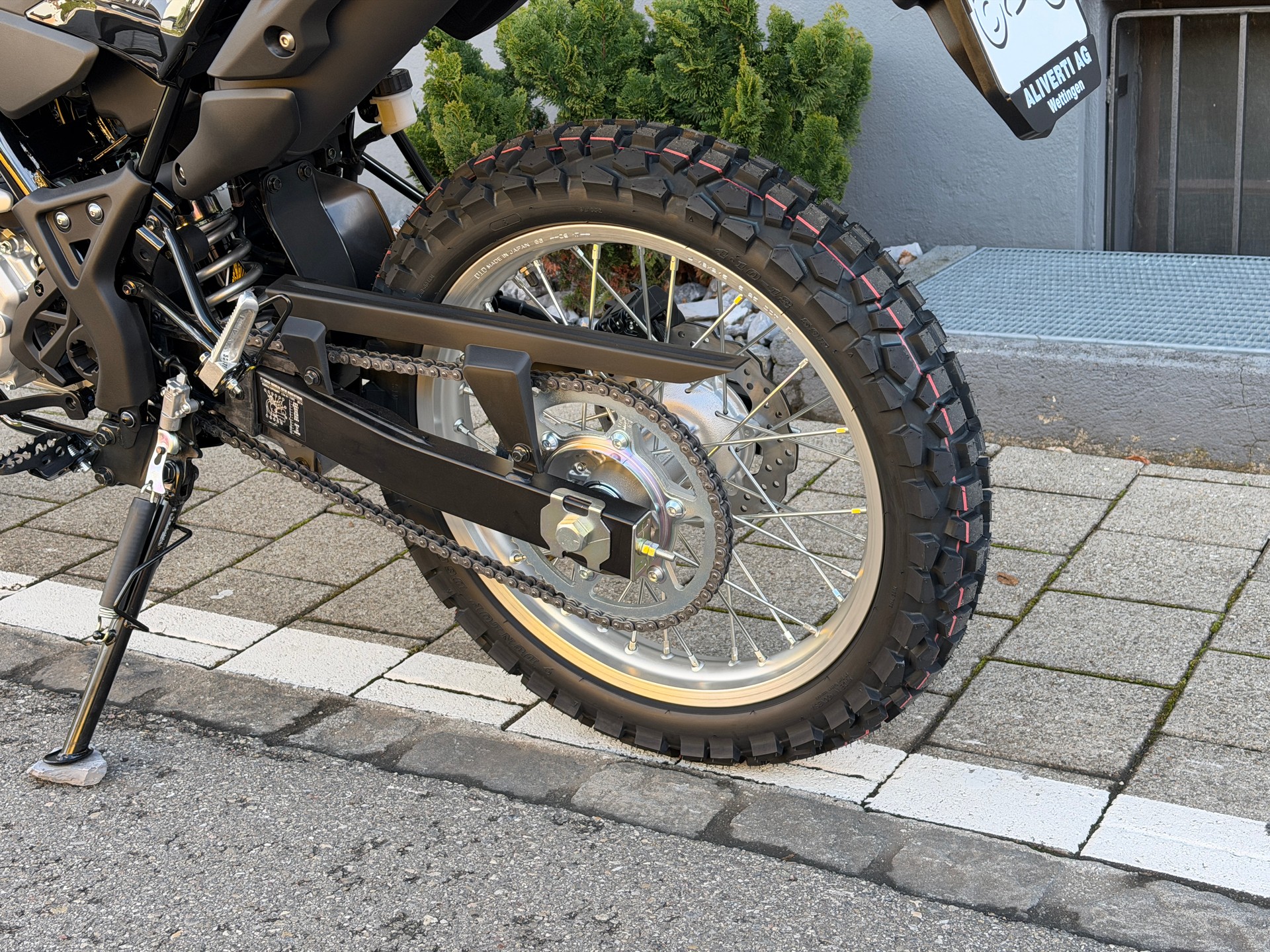 YAMAHA WR 125 R 2026-image-7