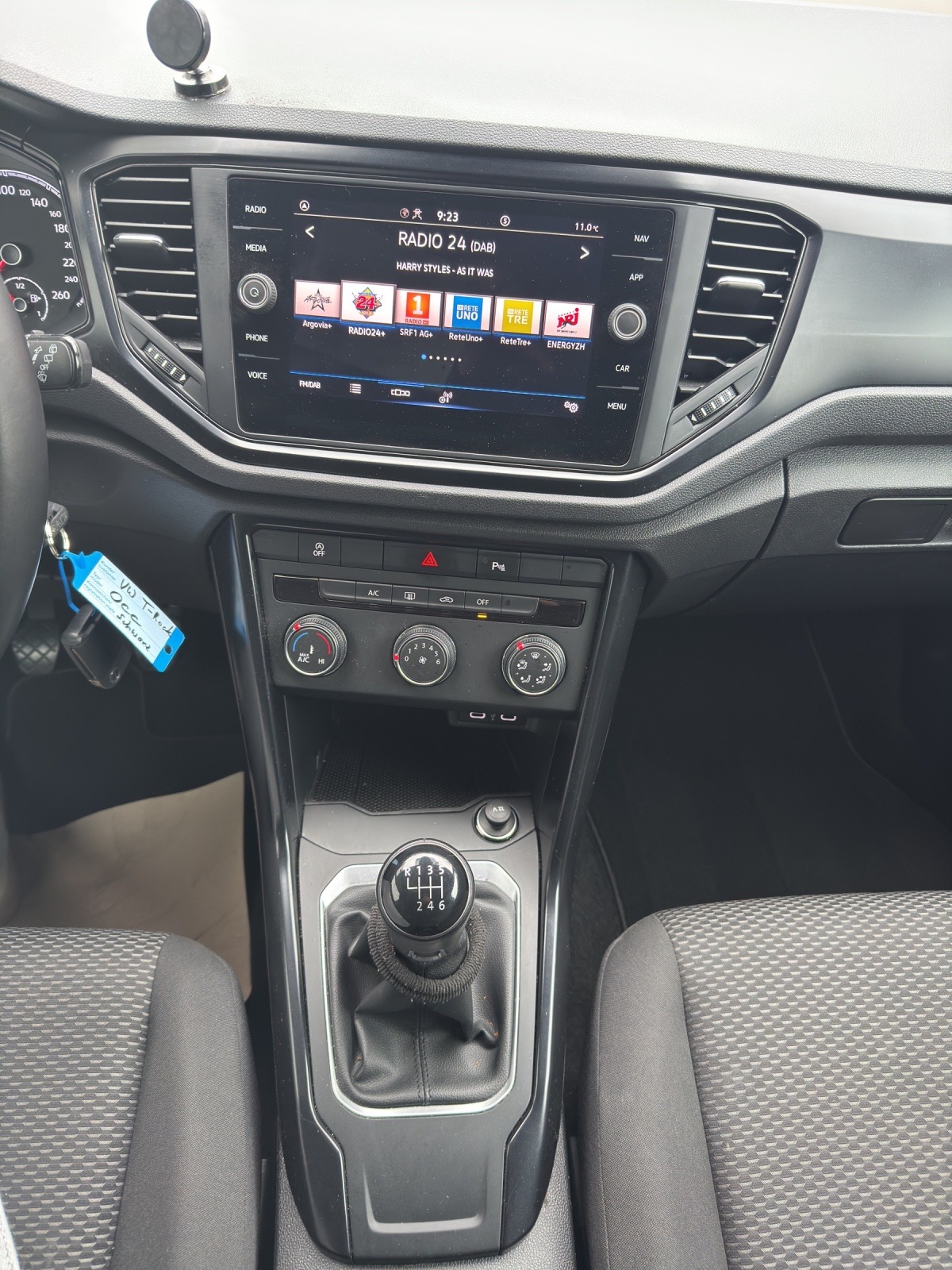 VW T-Roc 1.0 TSI Value-image-16
