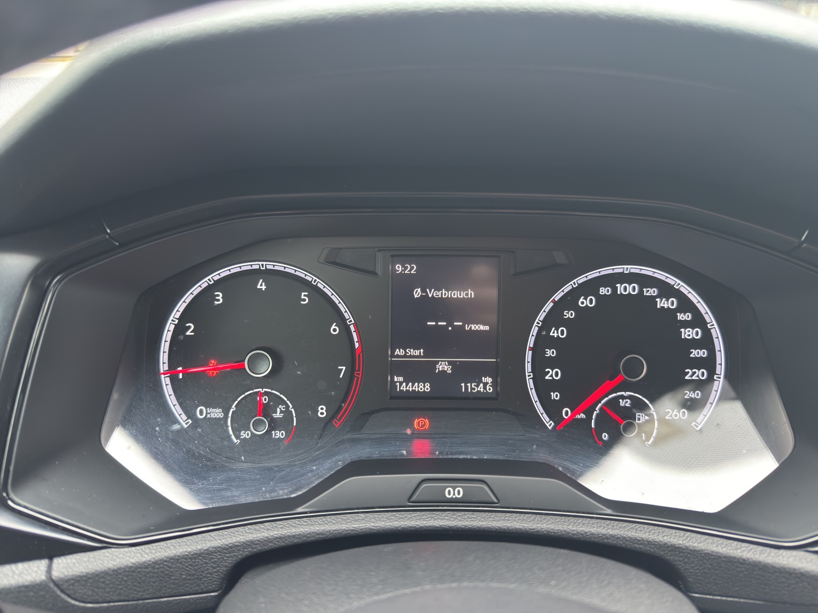 VW T-Roc 1.0 TSI Value-image-12