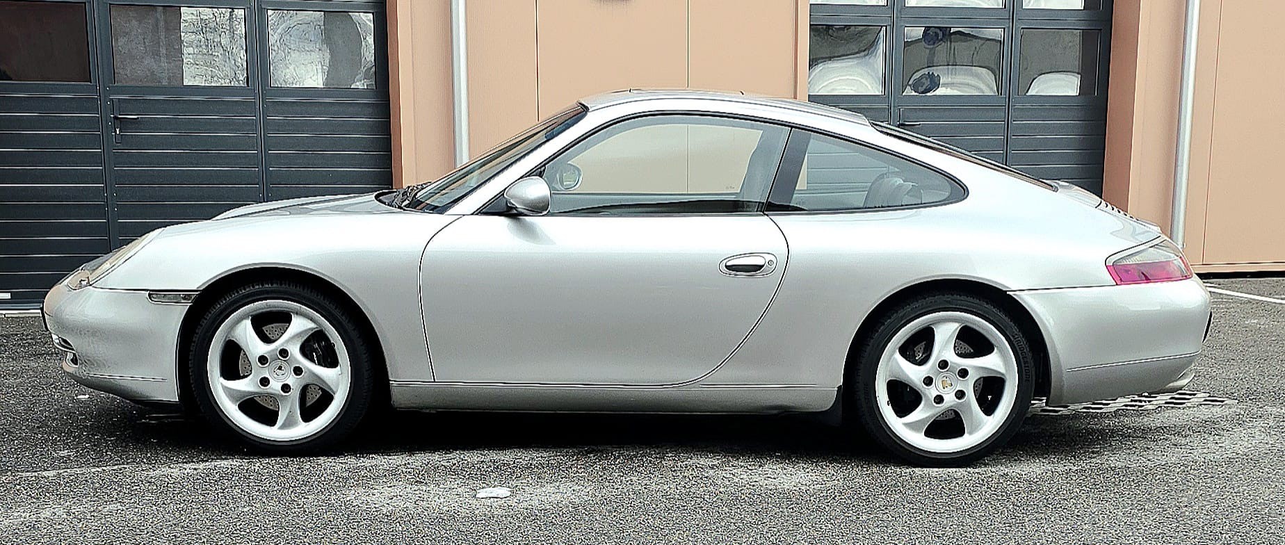PORSCHE Carrera 996-image-5