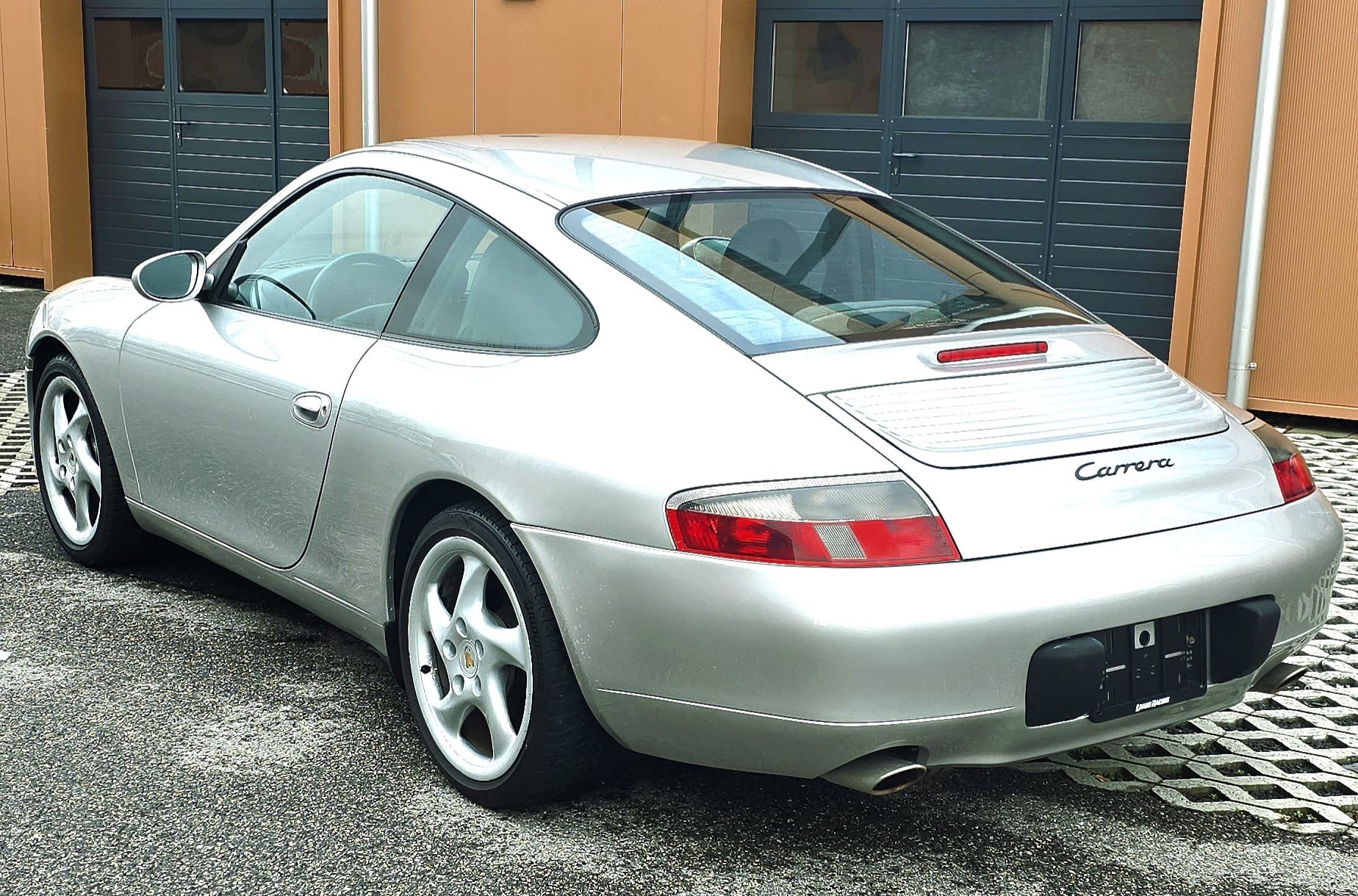PORSCHE Carrera 996-image-4