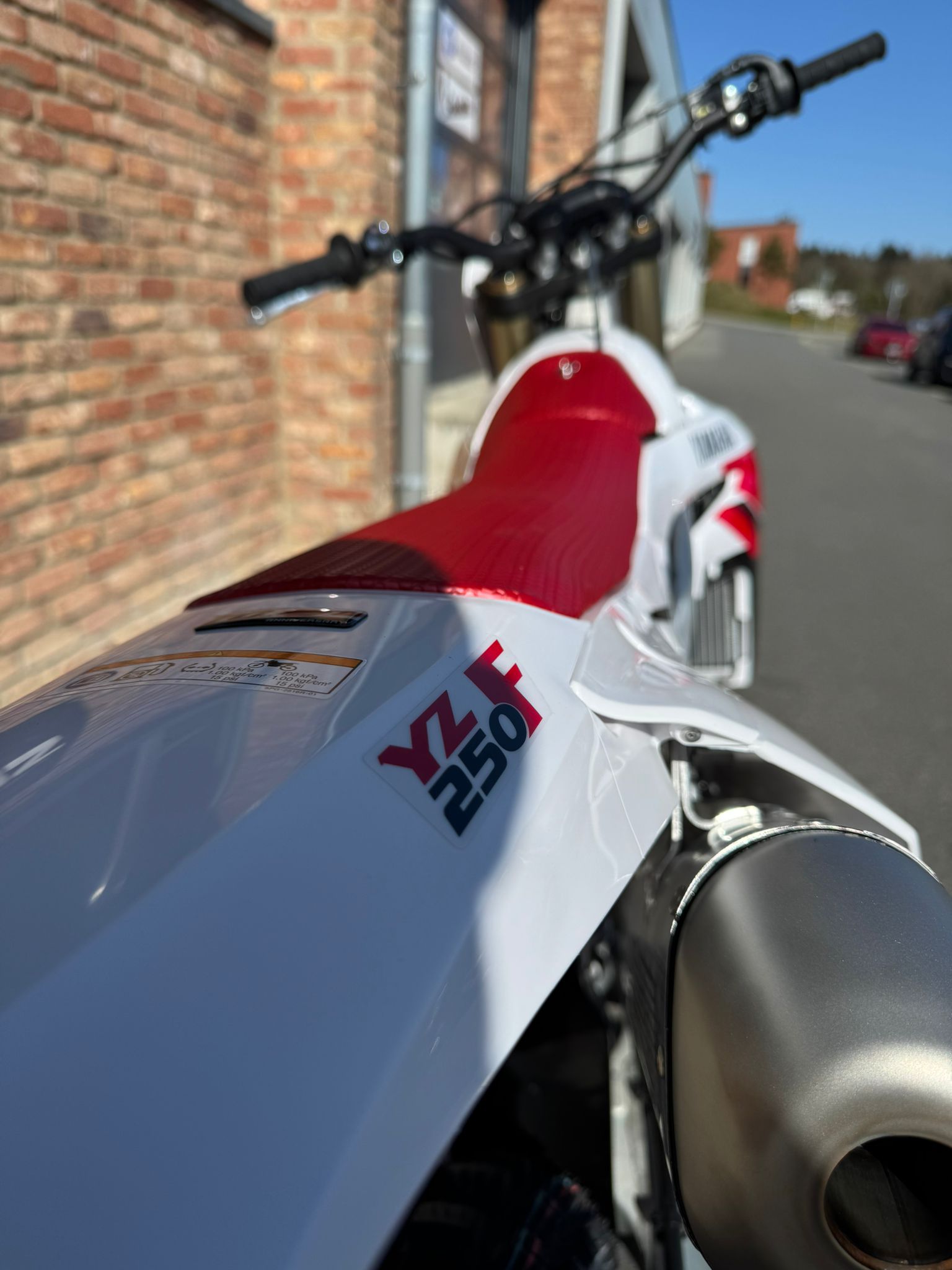 YAMAHA YZ250F 70th Anniversary Edition-image-6