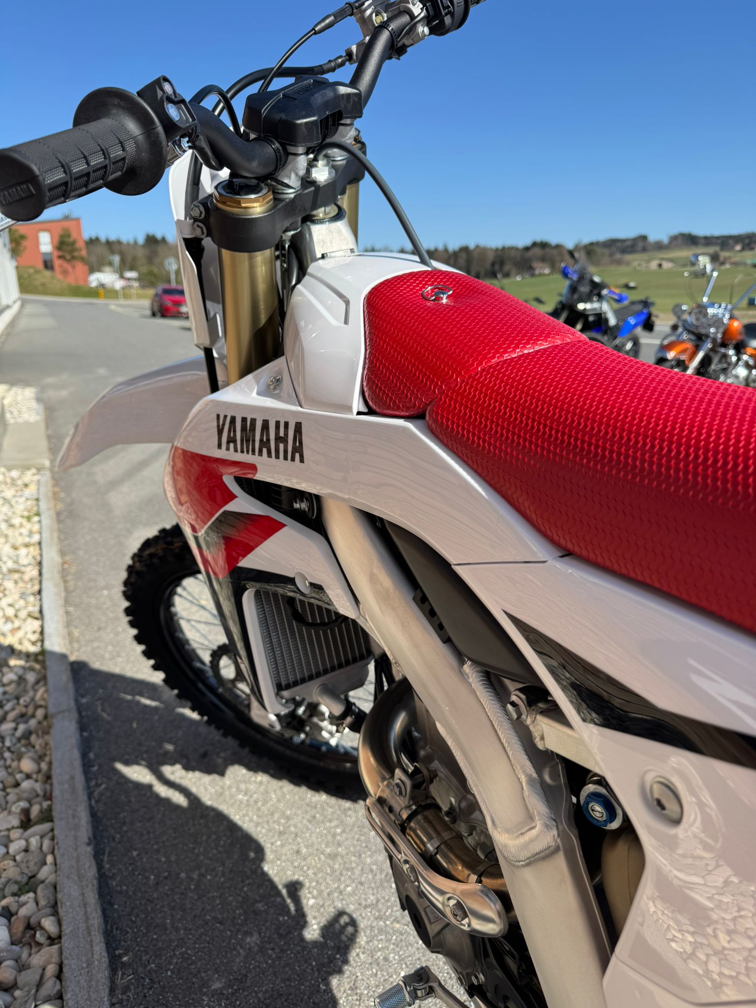 YAMAHA YZ250F 70th Anniversary Edition-image-5