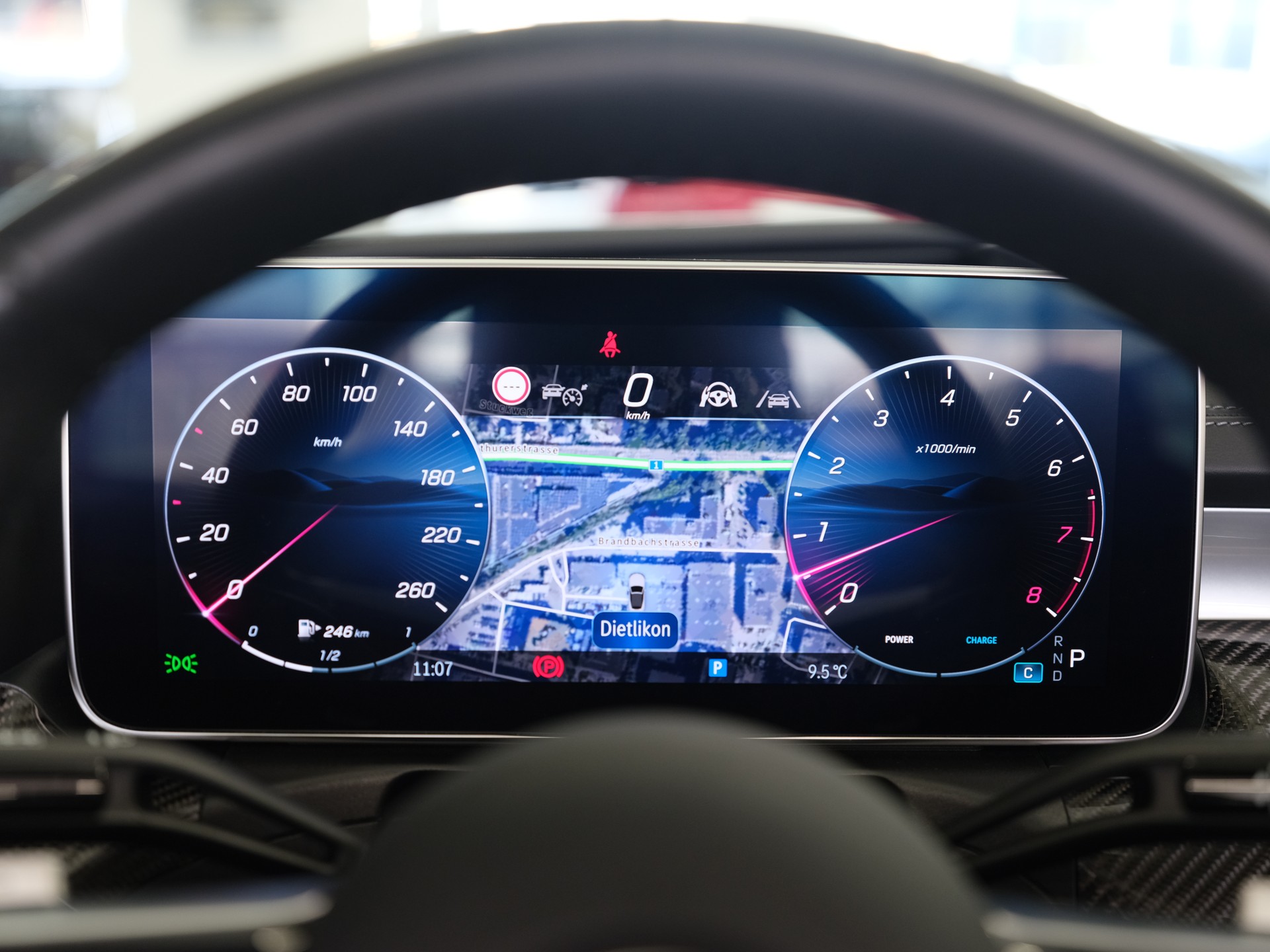 MERCEDES-BENZ CLE 450 Cabrio 4Matic 9G-Tronic *AMG Line Premium* *Burmester Soundsystem* *Head-Up Display*-image-17