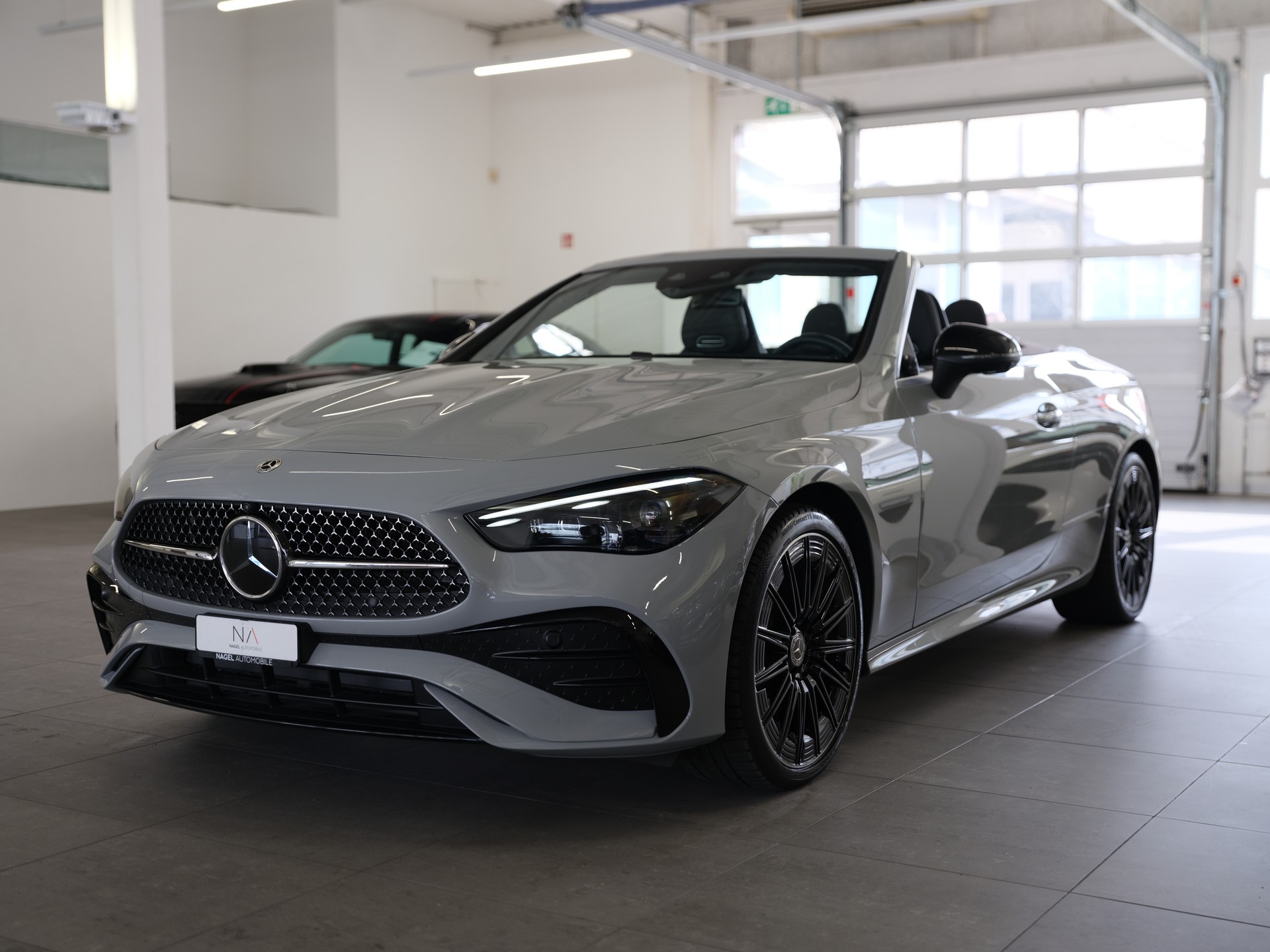 MERCEDES-BENZ CLE 450 Cabrio 4Matic 9G-Tronic *AMG Line Premium* *Burmester Soundsystem* *Head-Up Display*-showroom-element-3