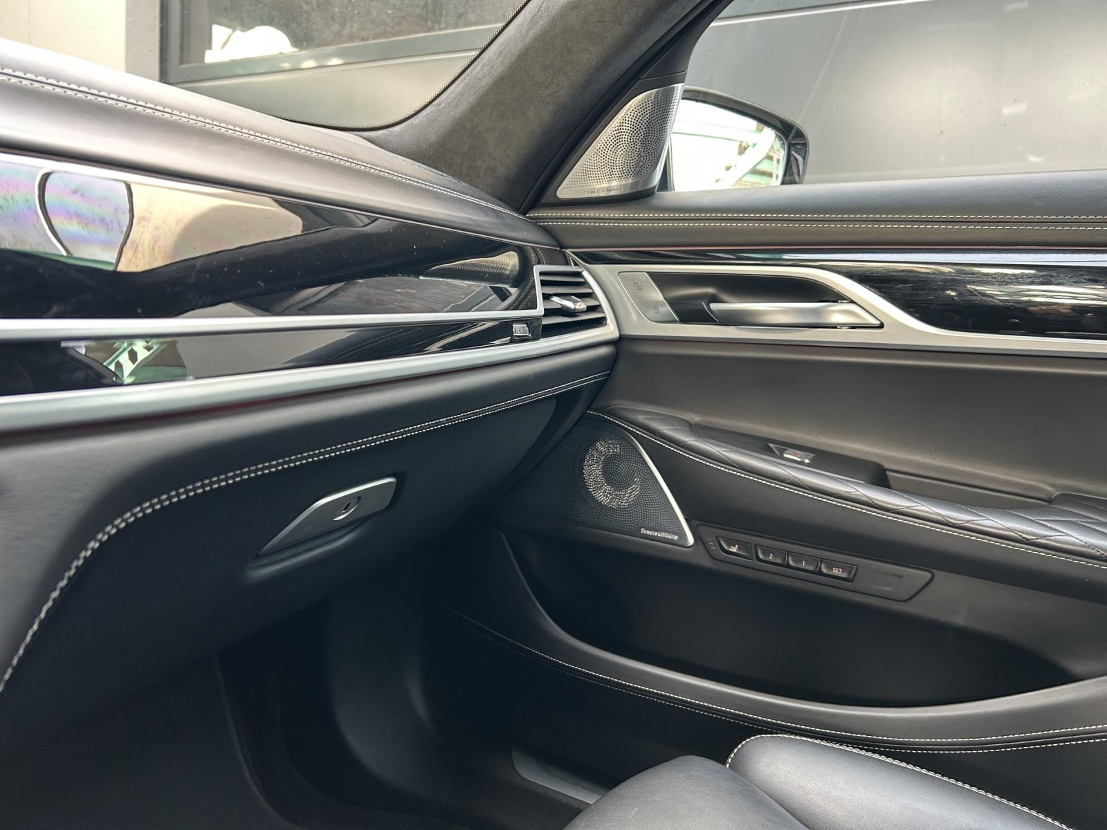 BMW 750i xDrive SAG-image-20