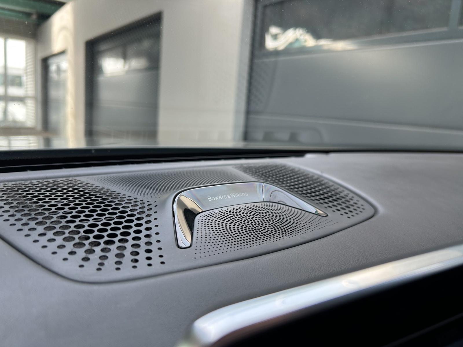 BMW 750i xDrive SAG-image-19