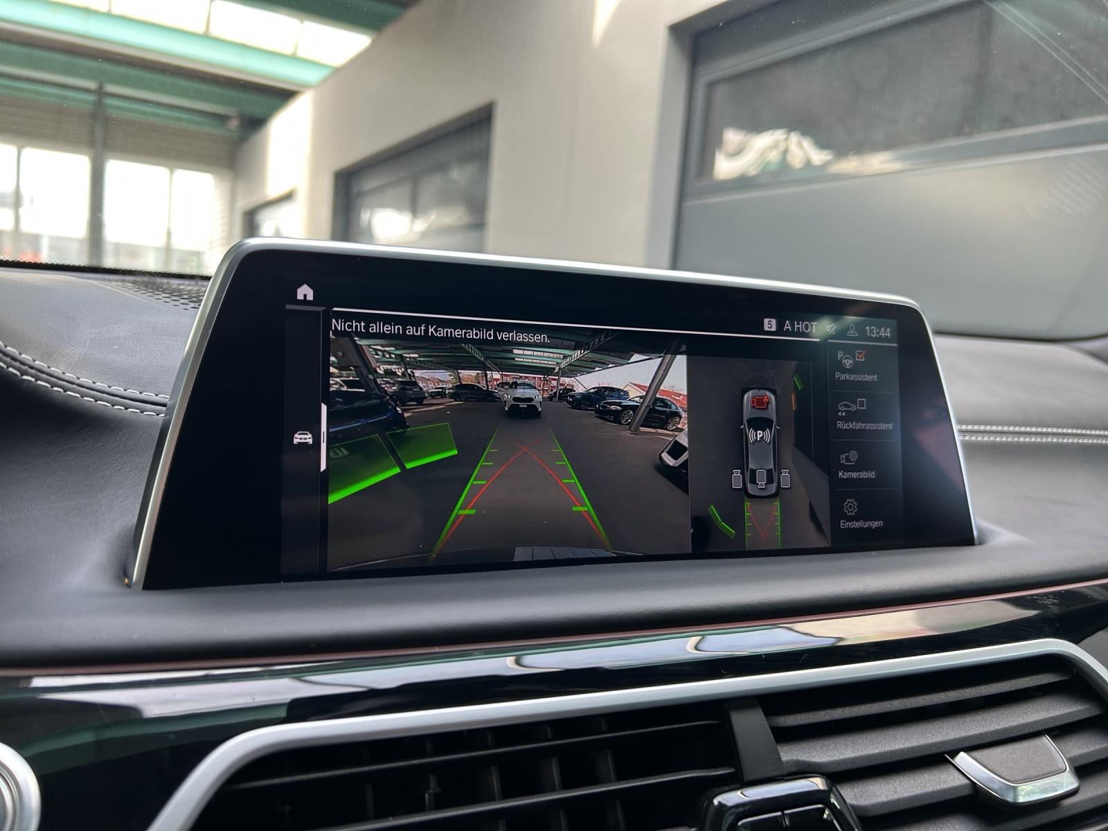 BMW 750i xDrive SAG-image-18
