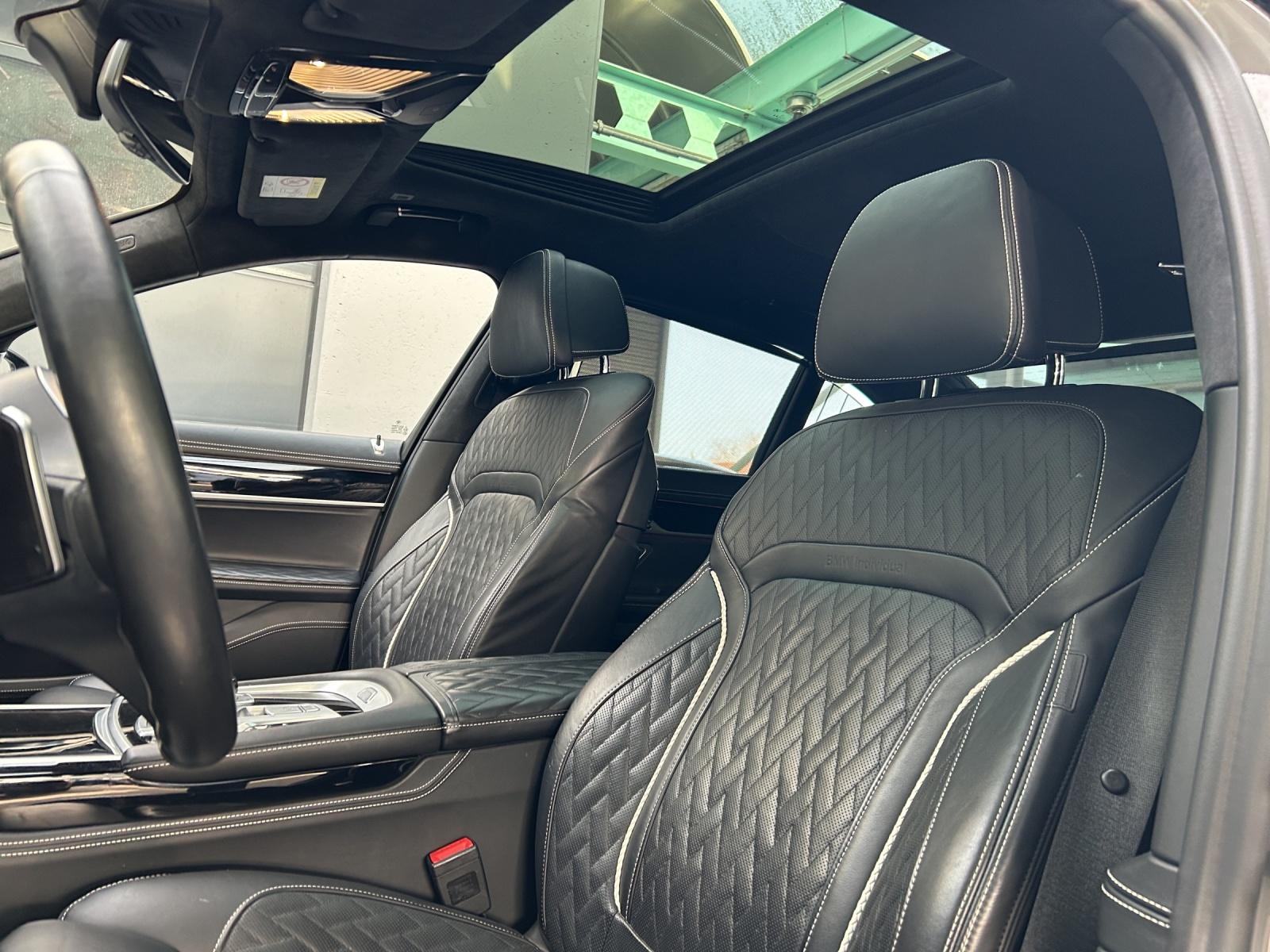 BMW 750i xDrive SAG-image-11