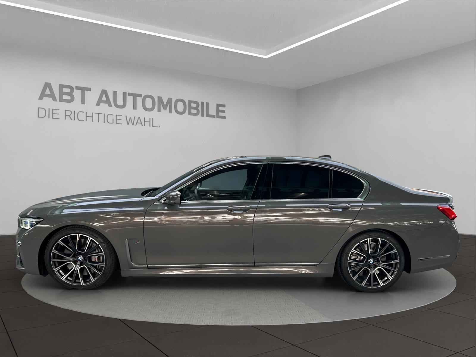 BMW 750i xDrive SAG-showroom-element-2