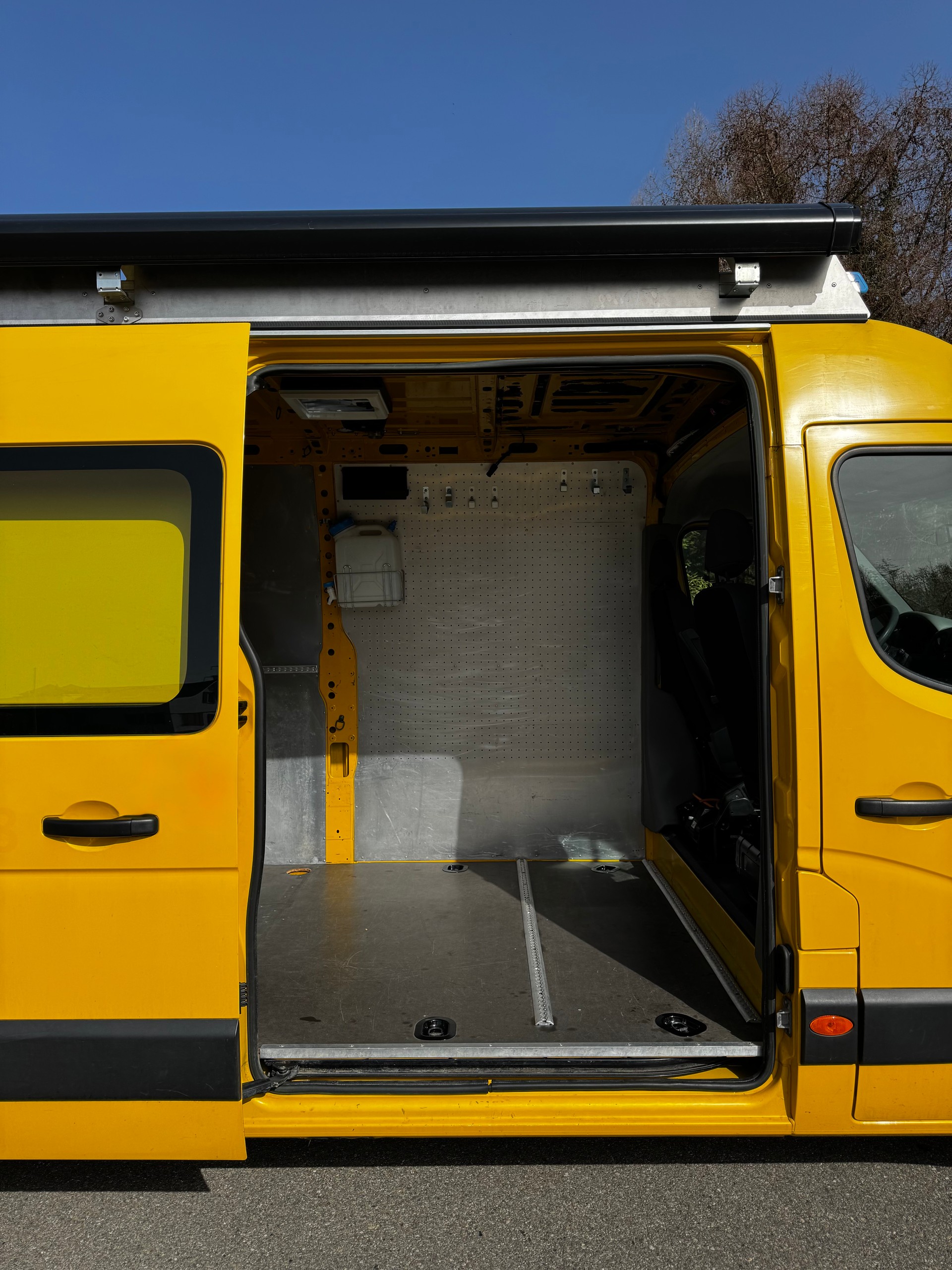 RENAULT MASTER-image-14