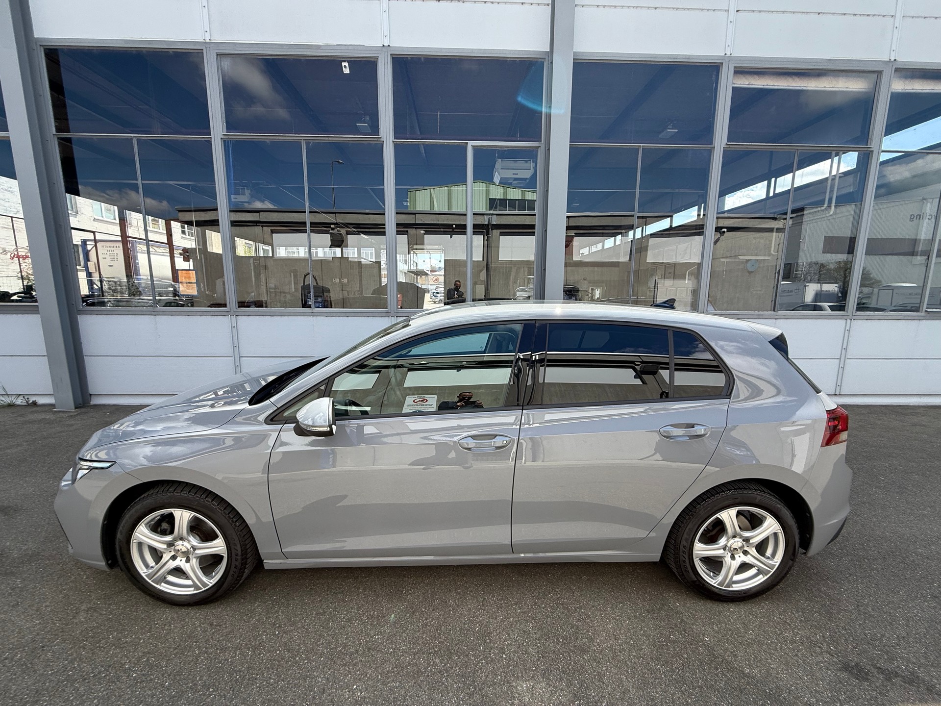 VW Golf 1.5 TSI ACT Life *Tempomat + ACC *Frisch ab MFK 12. Mai 2026-image-6