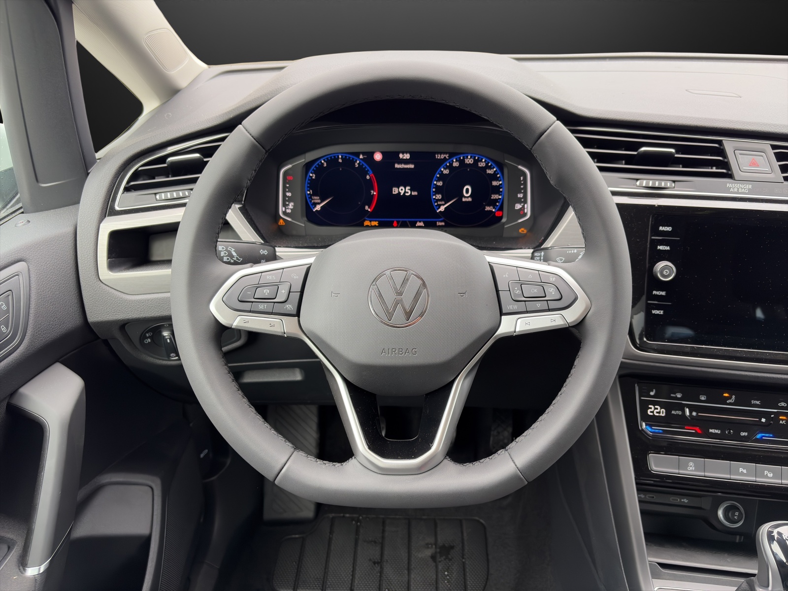 VW Touran 1.5 TSI EVO Comfortline-image-10