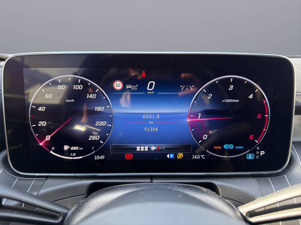MERCEDES-BENZ C 220 d AMG Line 4matic Kombi-image-11