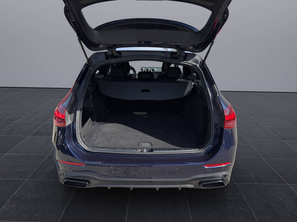 MERCEDES-BENZ C 220 d AMG Line 4matic Kombi-image-15