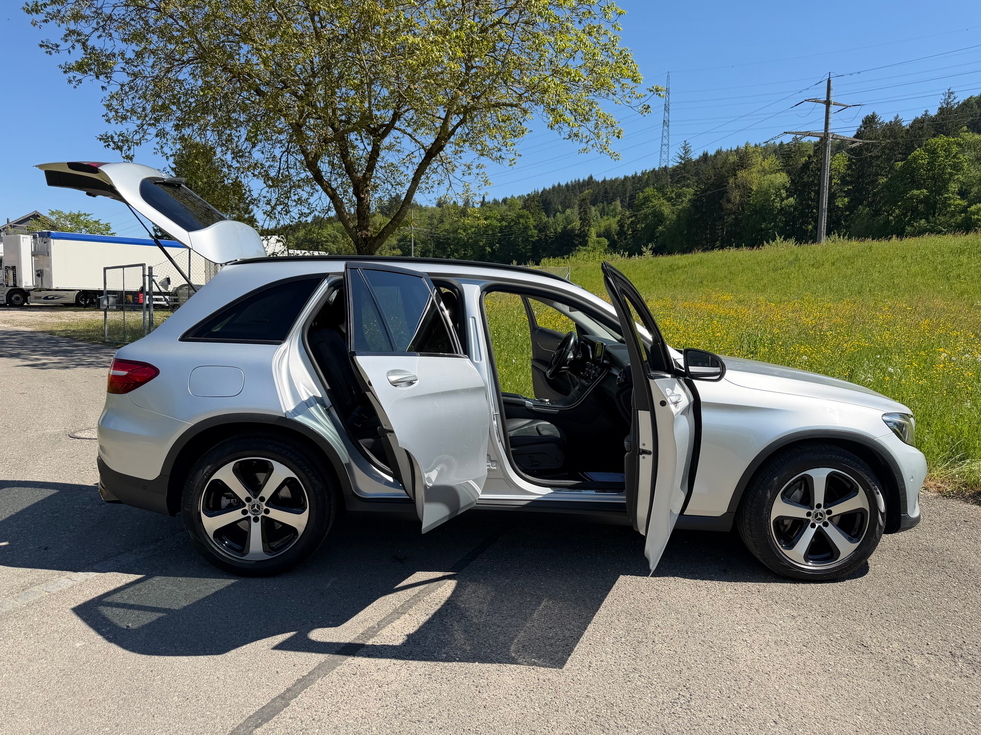 MERCEDES-BENZ GLC 250 D EXCLUSIVE 4MATIC 9G-TRONIC. FRISCH AB MFK. TOP AUSSTATTUNG. CH WAGEN. NUR 59`000 KM. SEHR GEPFLEGT. .-image-9