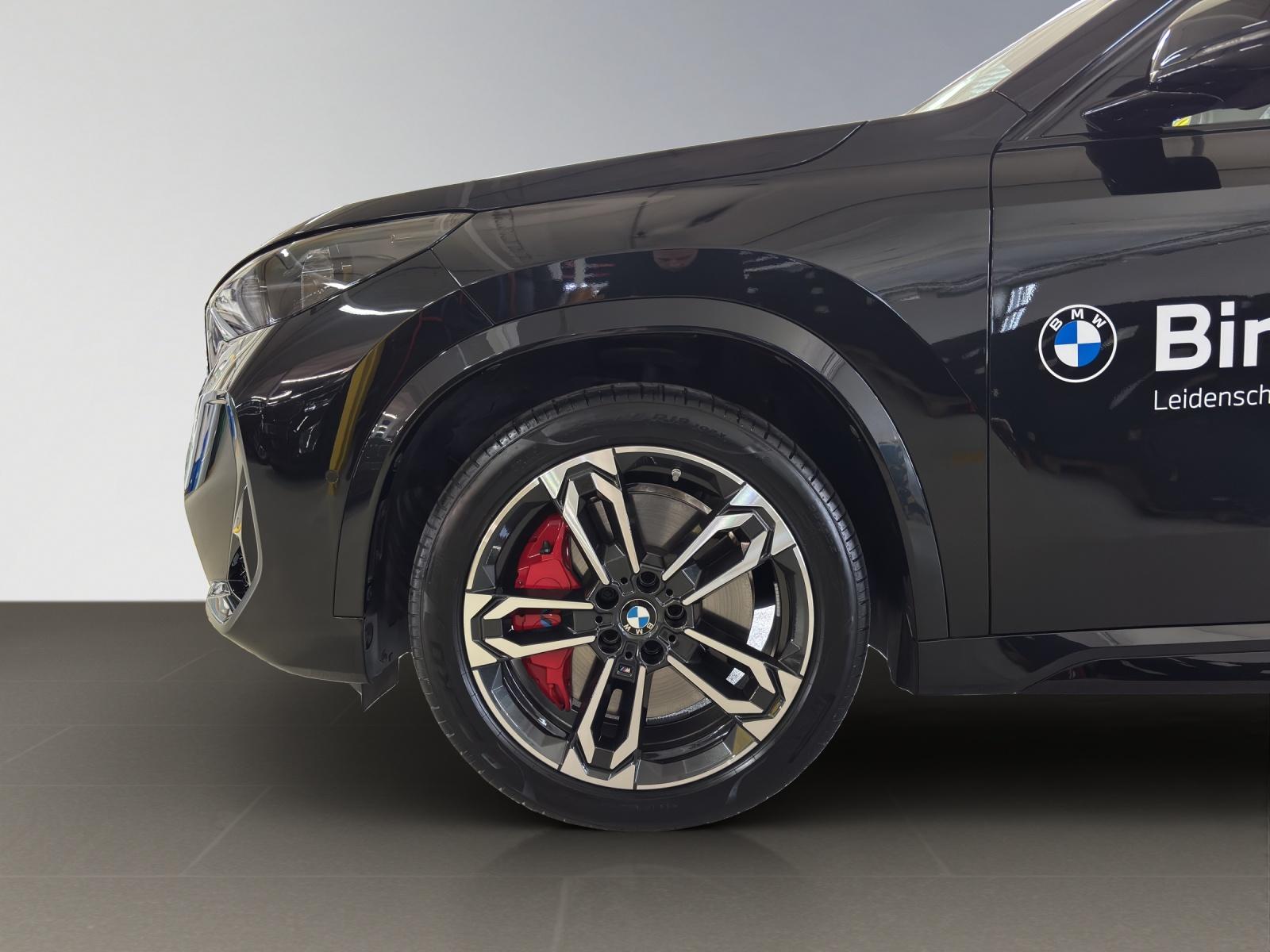 BMW X1 23d xDrive paddles-showroom-element-3