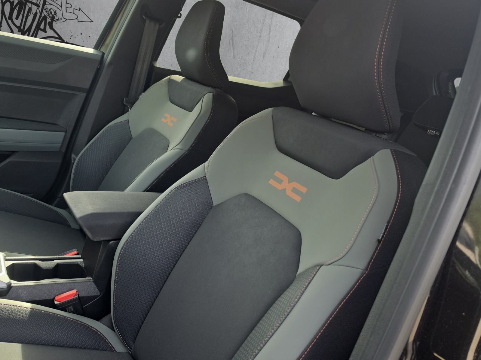 DACIA Duster HEV 140 Extreme-image-5