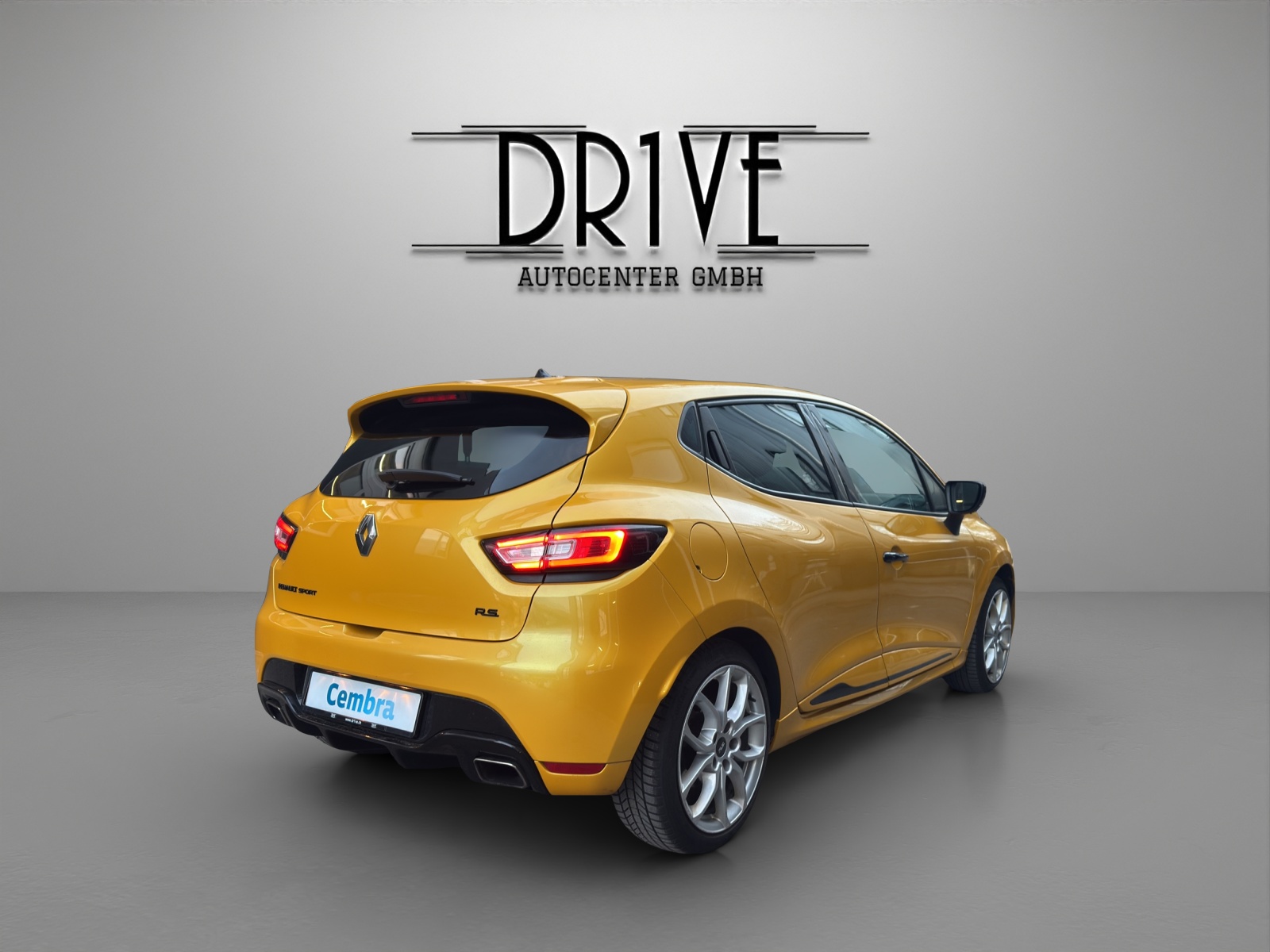RENAULT Clio 1.6 T RS 200 EDC-image-4