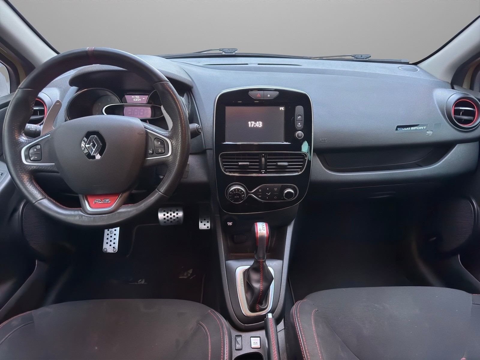 RENAULT Clio 1.6 T RS 200 EDC-image-8