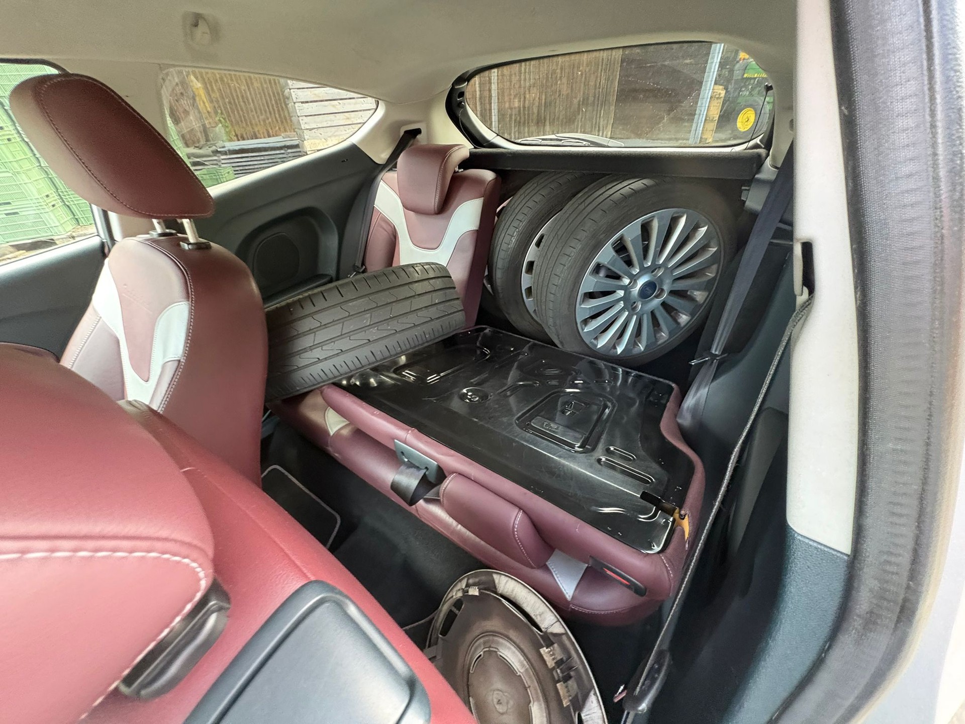FORD Titanium-image-5