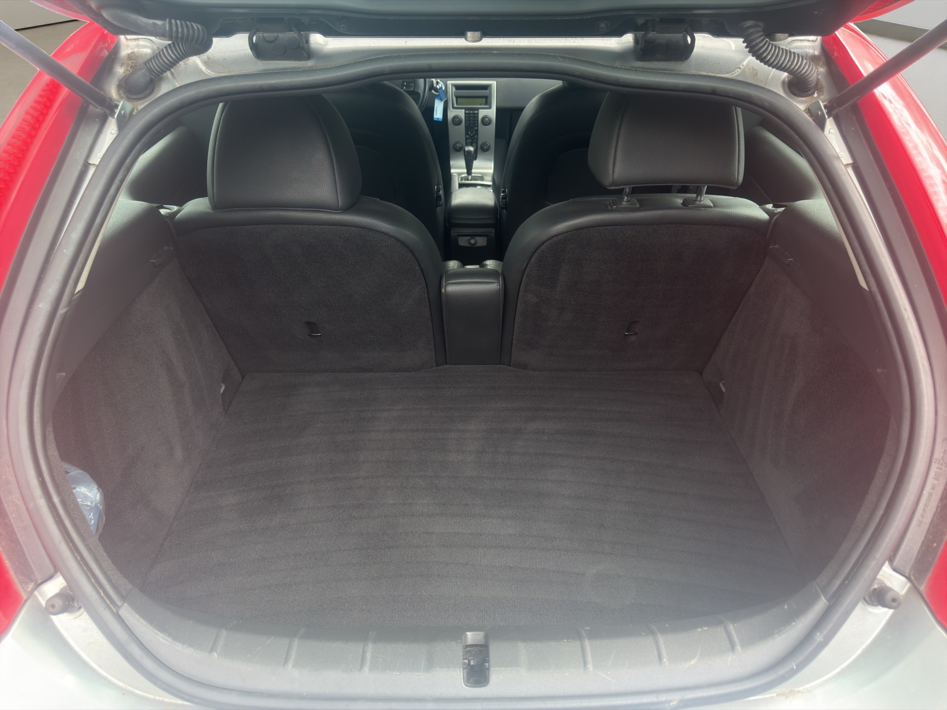 VOLVO C30 D5 Summum Geartronic-image-13