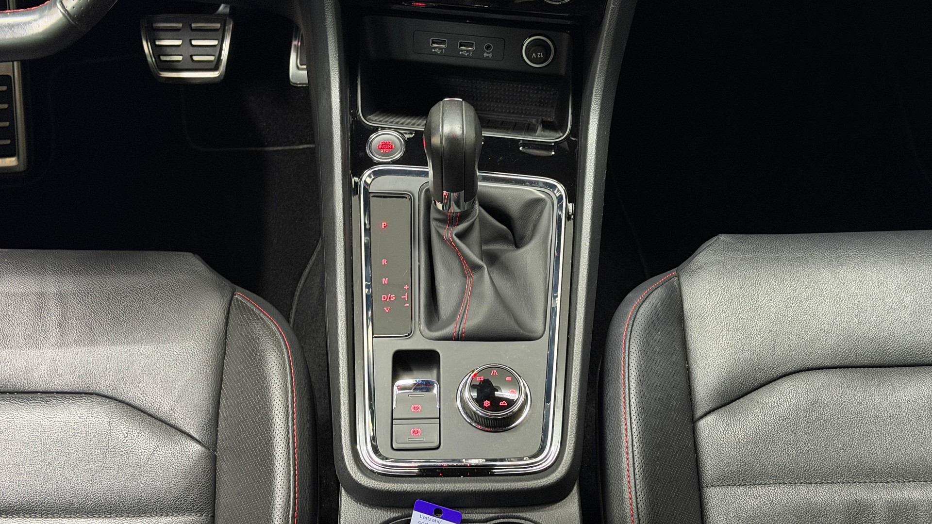 SEAT Ateca 2.0 TSI FR 4Drive DSG-image-14