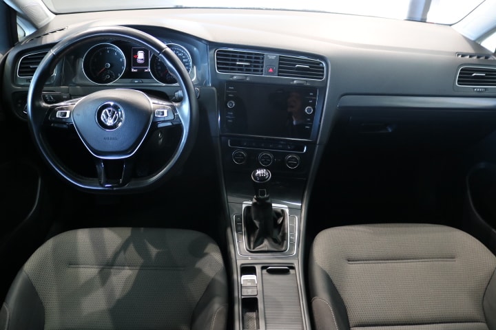 VW Golf 1.5 TSI EVO Comfortline-showroom-element-3