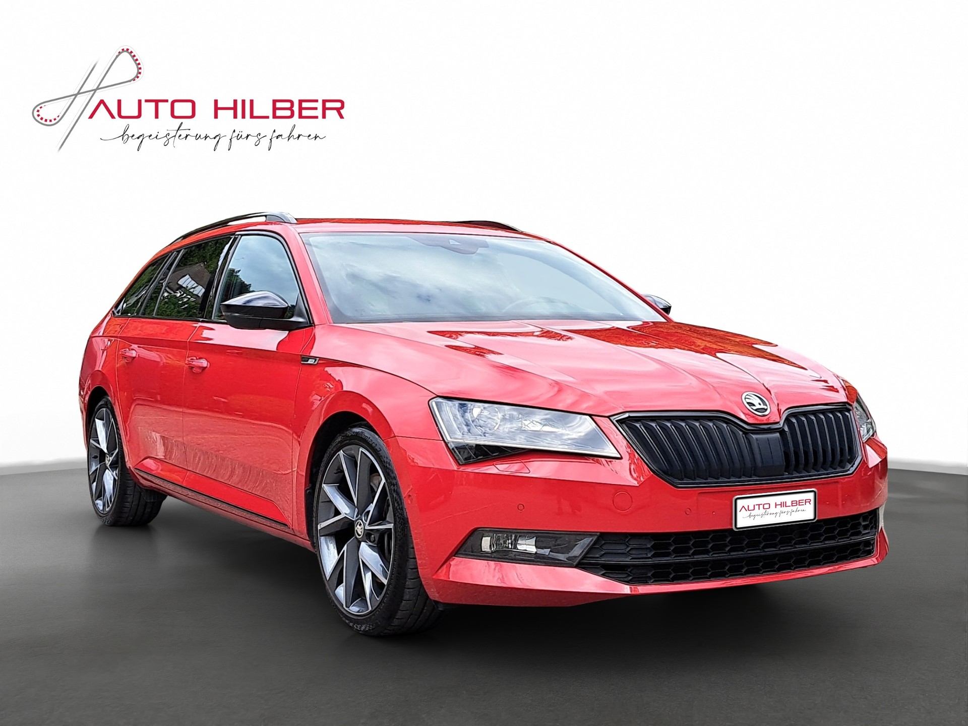 SKODA Superb Combi 2.0 TSI SportLine+ DSG 4x4 *Anhängerkupplung / Sonderlack Velvet Rot*-image-13
