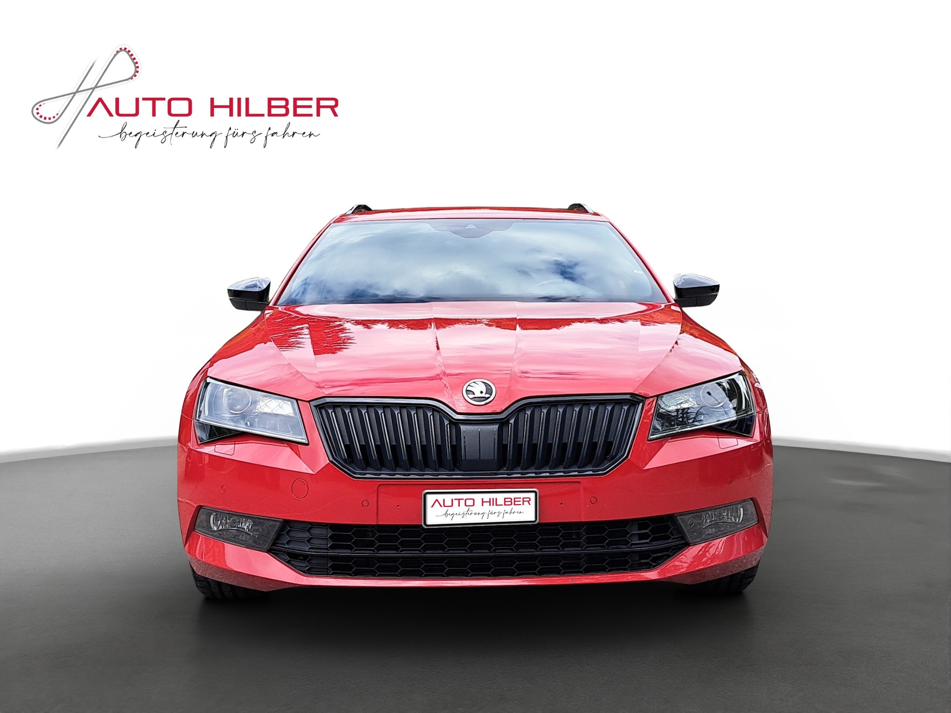 SKODA Superb Combi 2.0 TSI SportLine+ DSG 4x4 *Anhängerkupplung / Sonderlack Velvet Rot*-image-1
