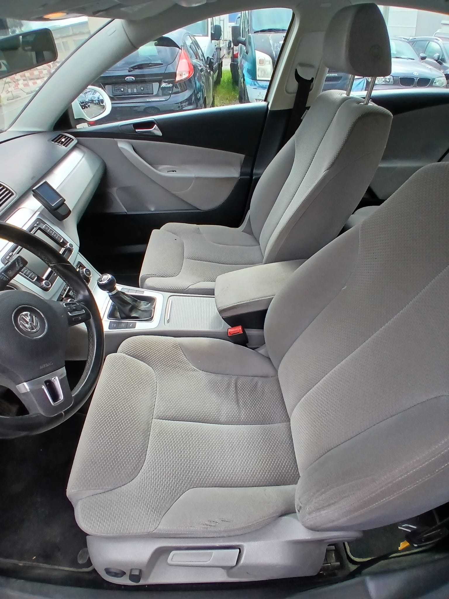 VW Passat Variant 2.0 TDI Comfortline-image-7