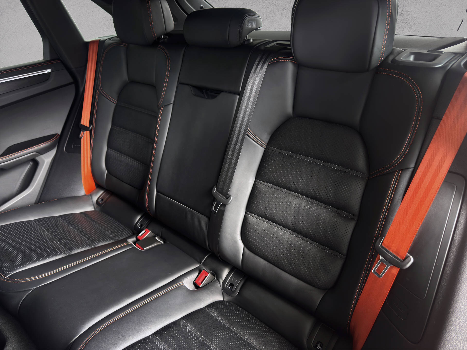 PORSCHE Macan GTS-image-14