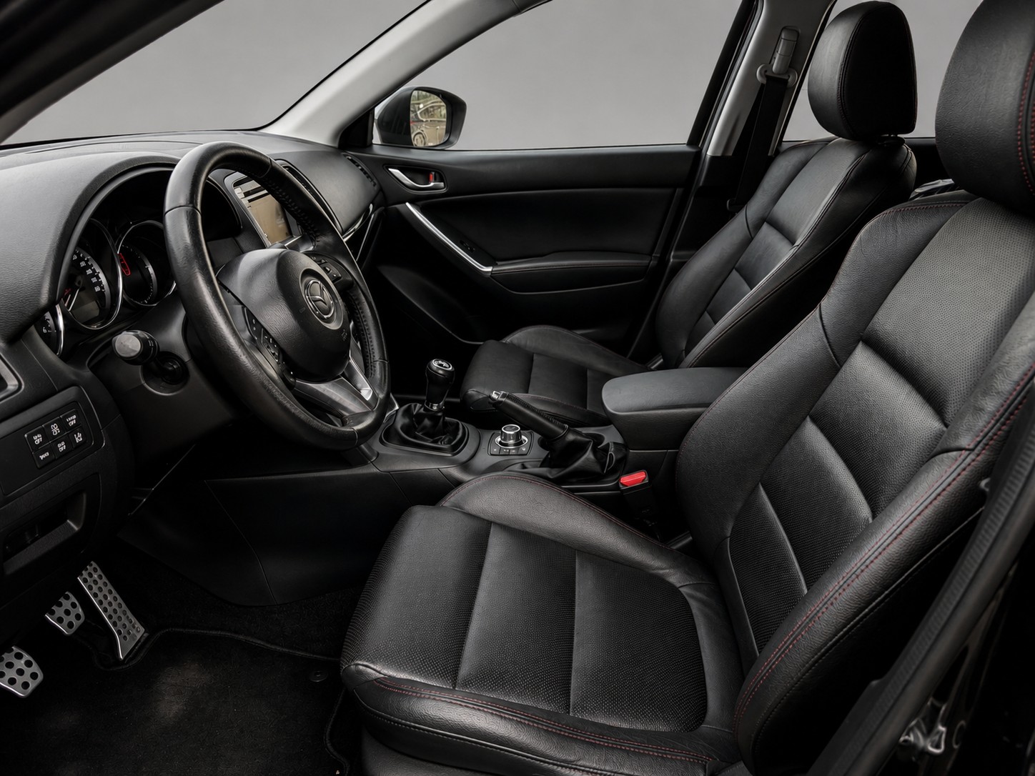 MAZDA CX-5 2.2 D HP Revolution AWD-image-12