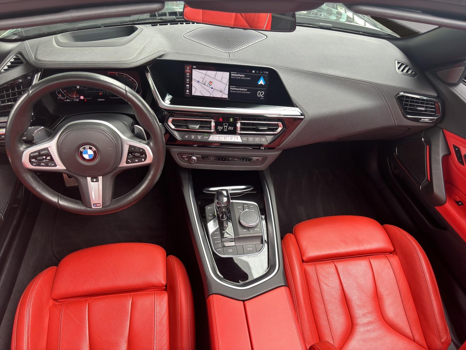 BMW Z4 20i sDrive-image-6