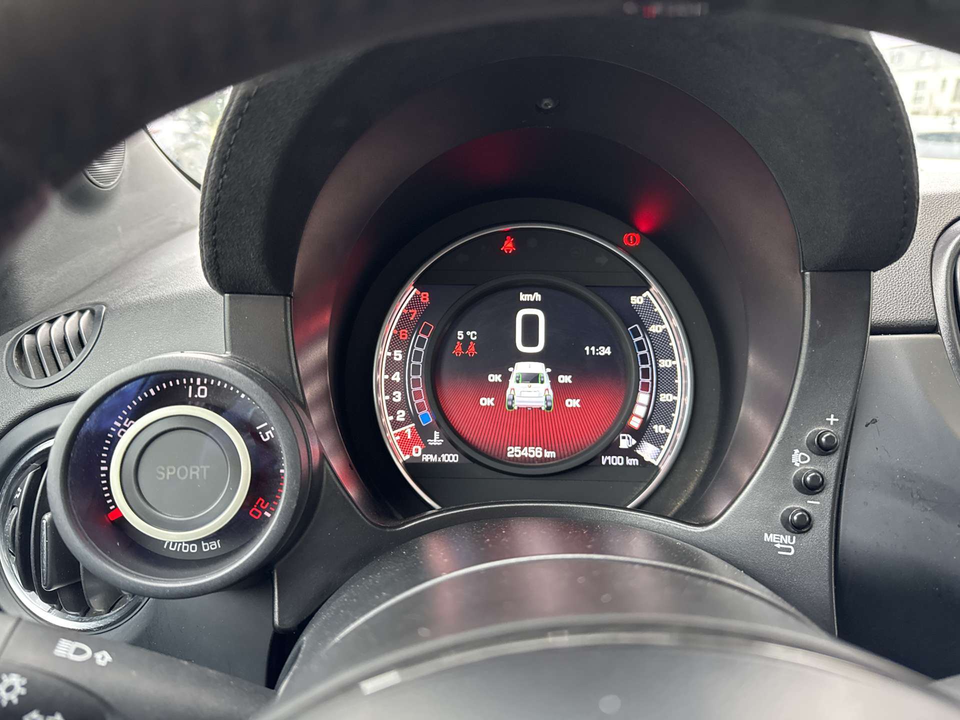 FIAT 695 1.4 16V Turbo Abarth Competizione-image-11