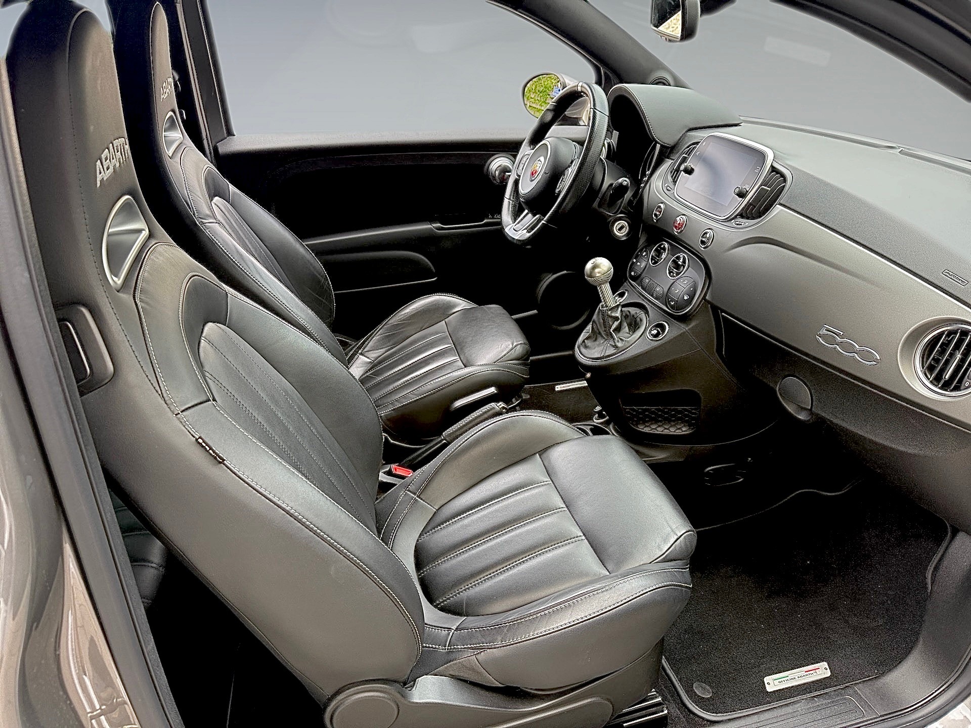 FIAT 595 1.4 16V Turbo Abarth Turismo-image-10