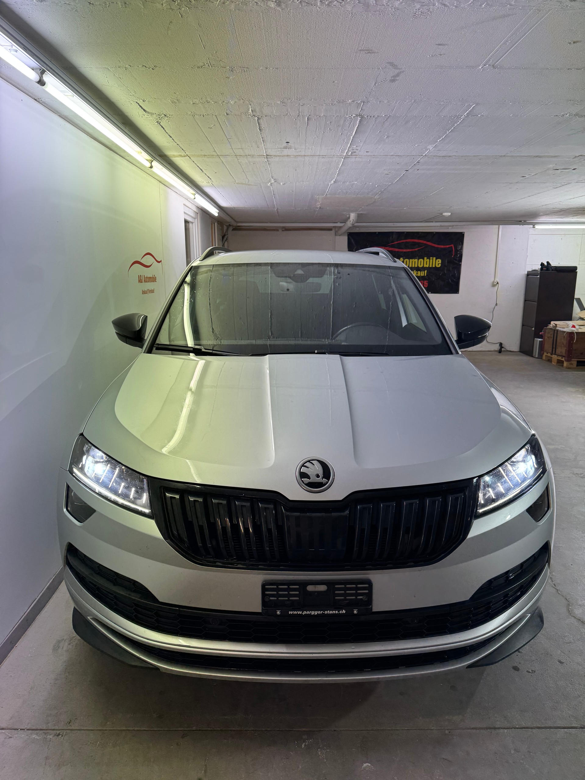SKODA Karoq 2.0 TDI SCR SportLine 4x4 DSG-image-4