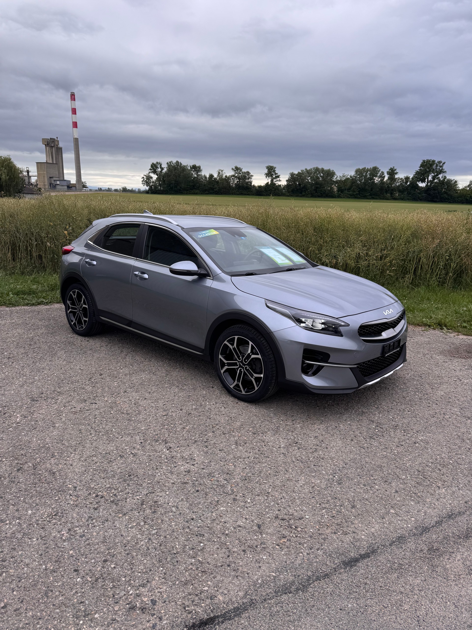 KIA XCeed 1.5 T-GDi MHEV Power Edition DCT-image-2