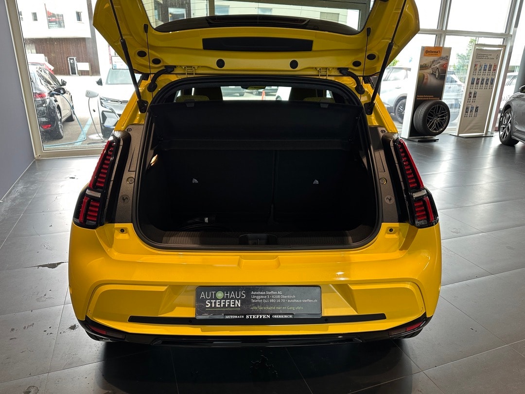 RENAULT R5 E-Tech Comfort Range 52 kWh Iconic Five-image-6