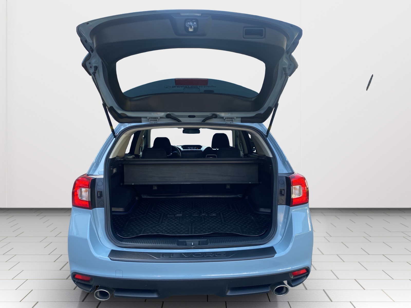 SUBARU Levorg 2.0i Swiss Plus AWD Lineartronic-image-18