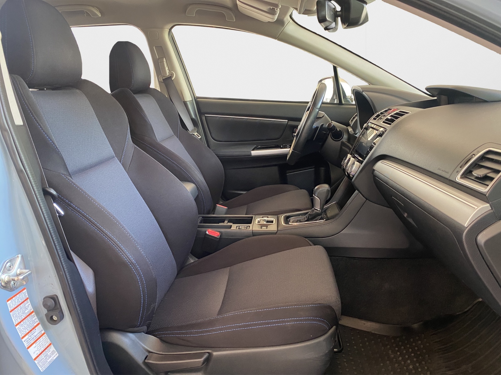 SUBARU Levorg 2.0i Swiss Plus AWD Lineartronic-image-12