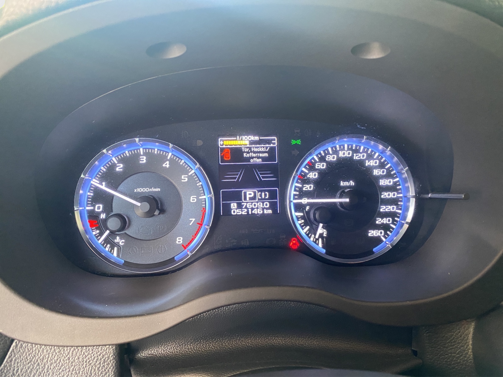 SUBARU Levorg 2.0i Swiss Plus AWD Lineartronic-image-10