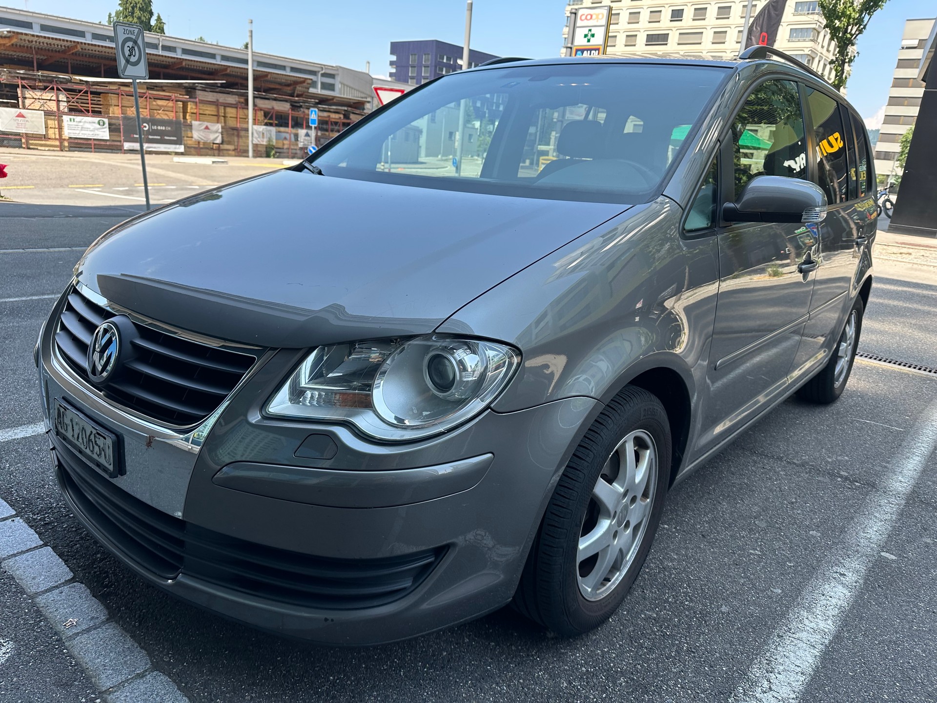 VW Touran 1.4 TSI Conceptline