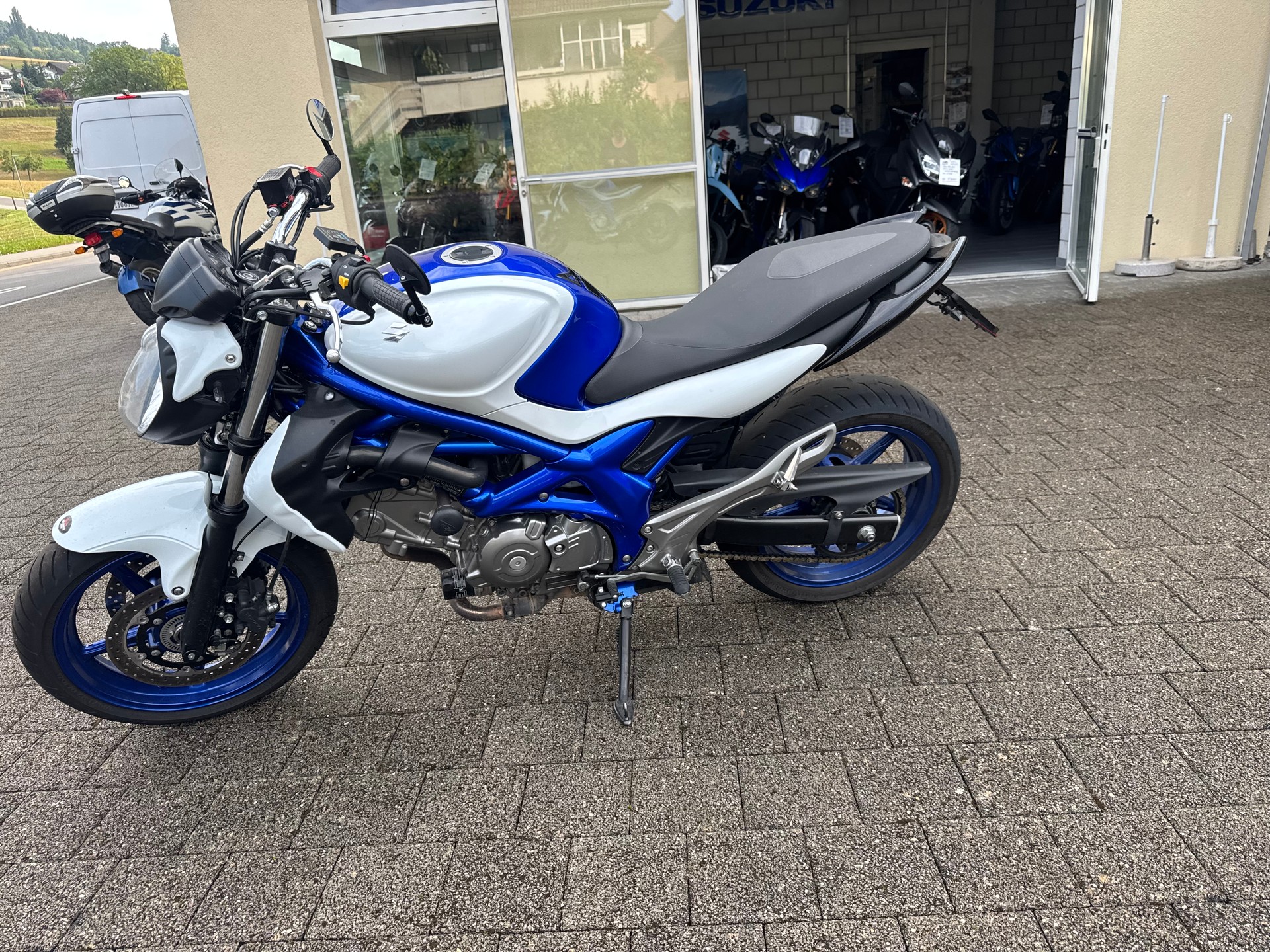 SUZUKI SFV 650 Gladius ABS-image-0