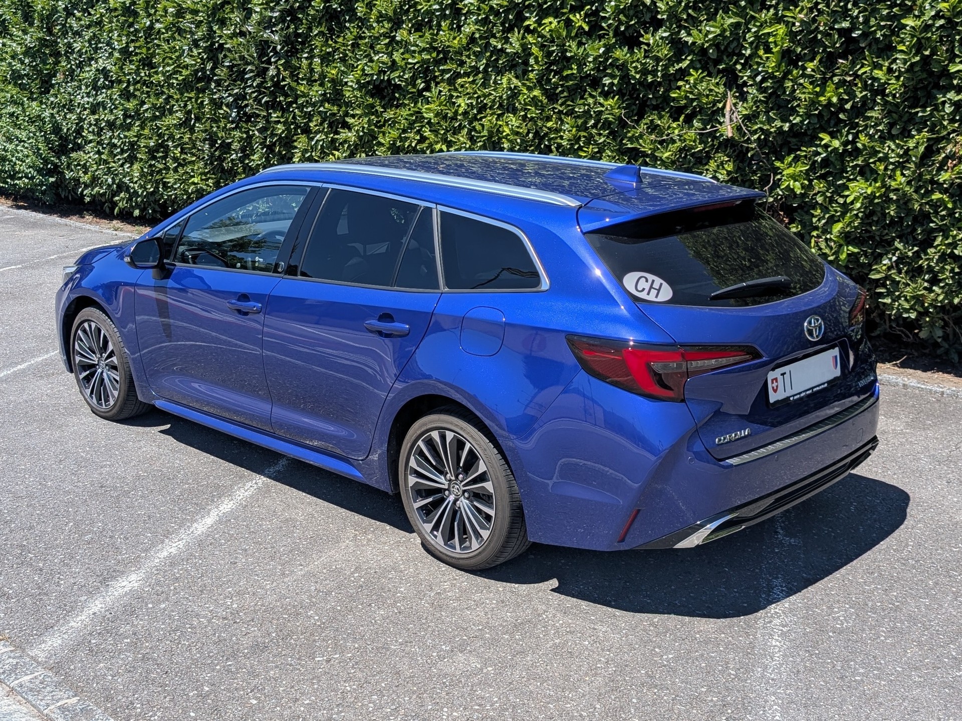 TOYOTA Corolla Touring Sports 2.0 HSD Trend-image-4