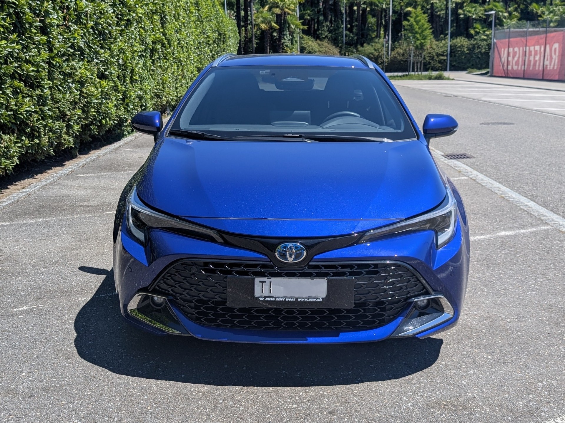TOYOTA Corolla Touring Sports 2.0 HSD Trend-image-1