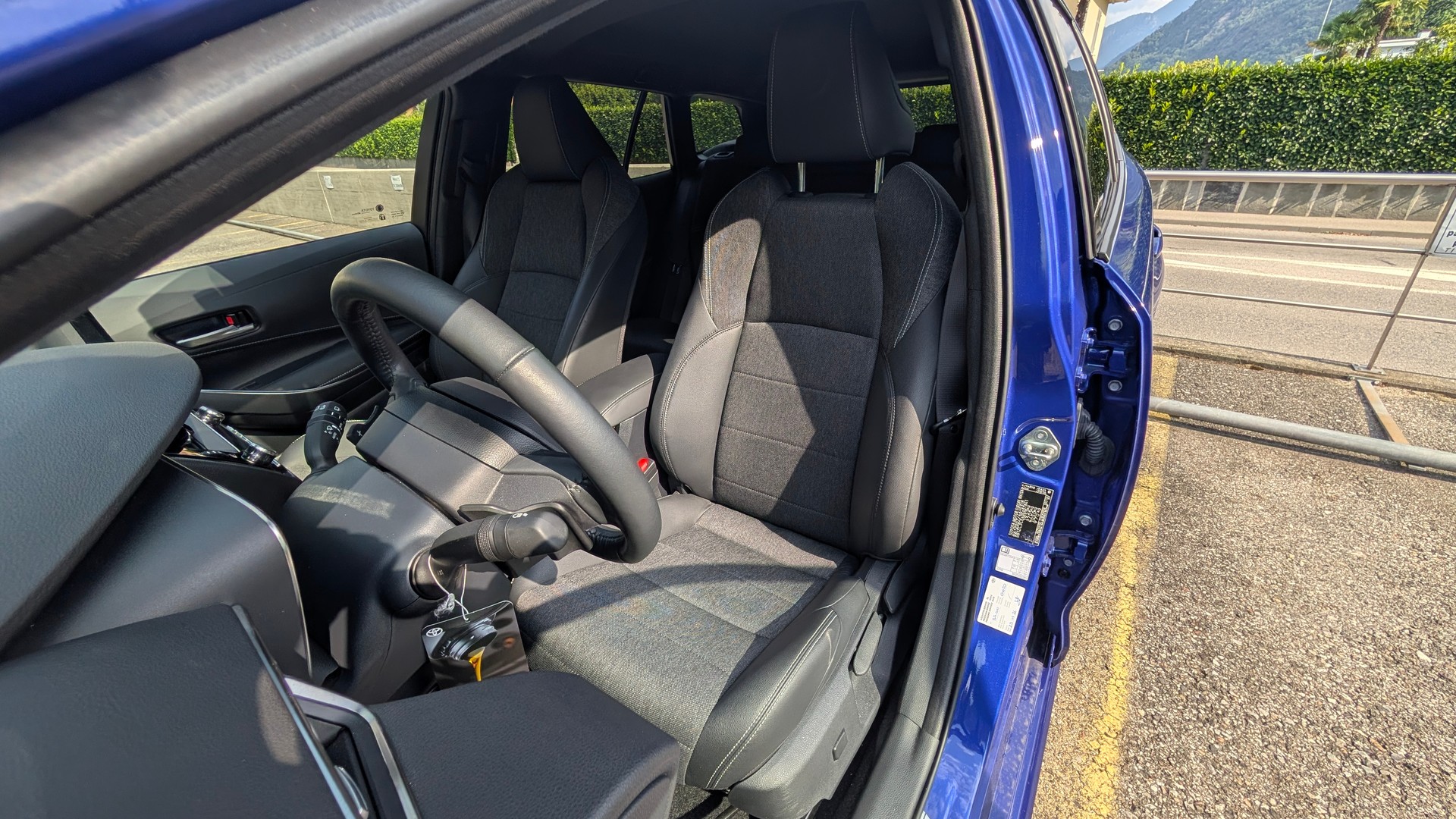 TOYOTA Corolla Touring Sports 2.0 HSD Trend-image-10