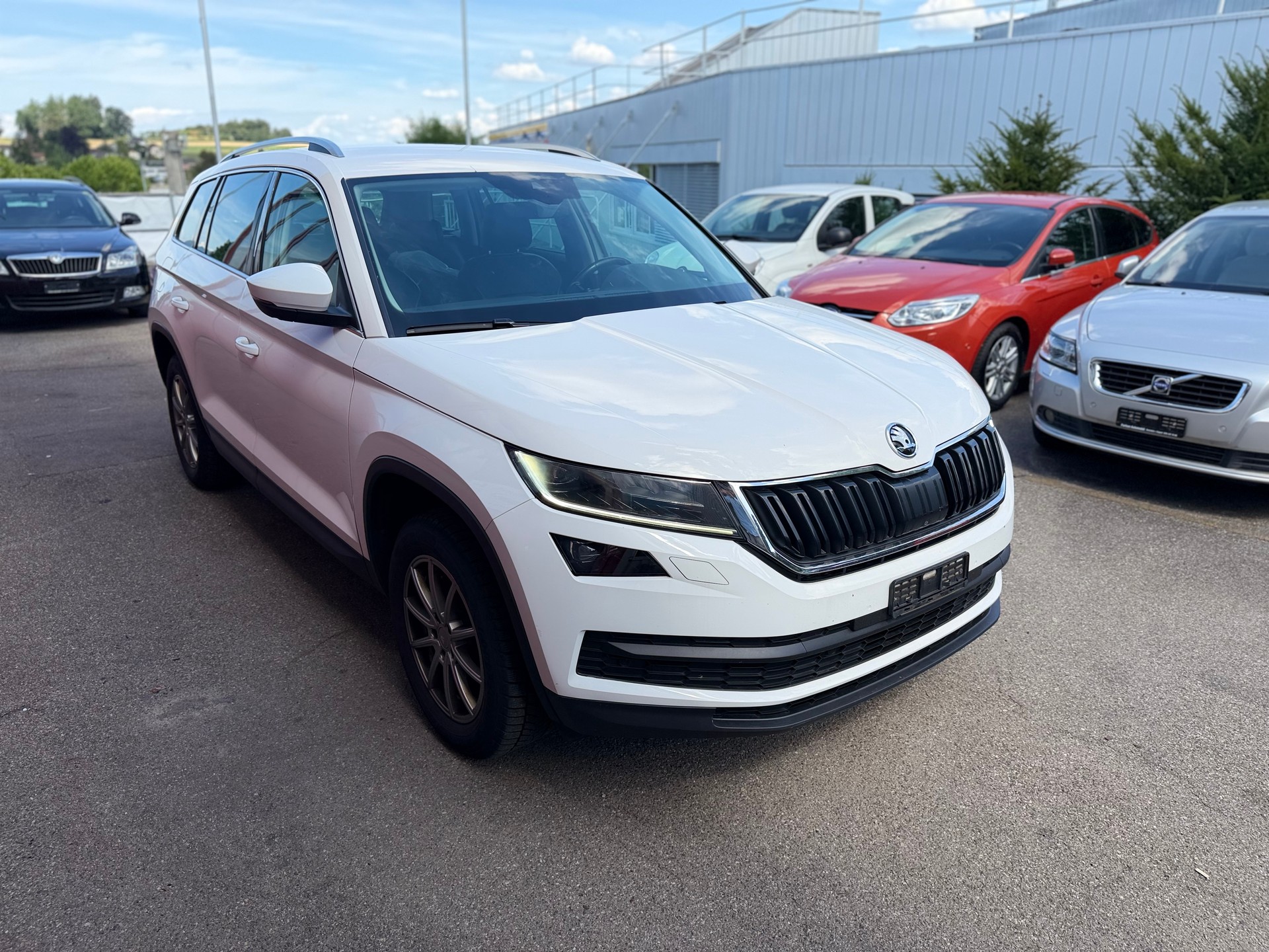 SKODA Kodiaq 2.0 TSI 4x4 Sport Line-image-2